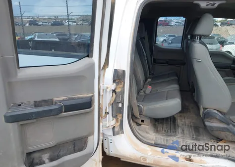 2017 Ford F-150 Xl z USA, uszkodzony, nr VIN 1FTFX1EF7HKC67595